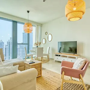 Boho-chic Cosy 1br, Minutes To Burj Khalifa دبي
