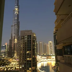 Downtown Boulevard One Bedroom Apt In 29 Blvd غرفة وصالة Burj & Fountain View Master Bedroom Plus 2 Single Beds In Living دبي