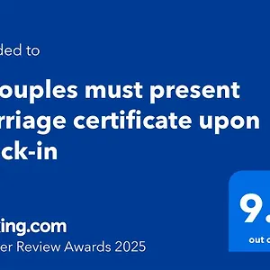  Проживание в семье 1 Couples Must Present Marriage Certificate Upon Check-in ОАЭ
