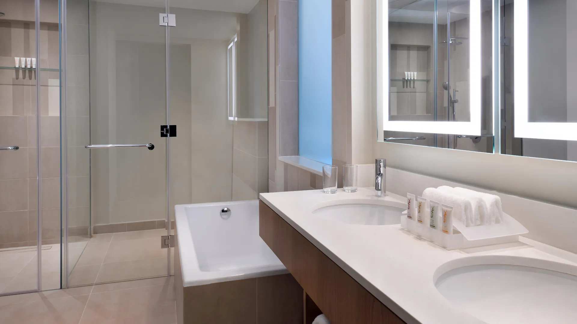 Hotel Holiday Inn & Suites - Dubai Festival City By Ihg