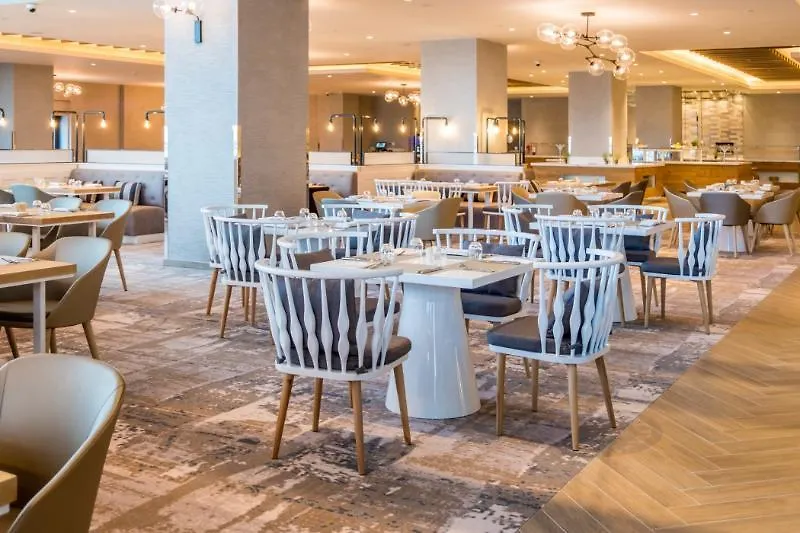 Holiday Inn & Suites - Dubai Festival City By Ihg Hotel